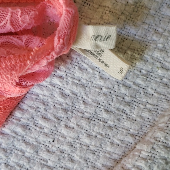 ! Aerie Pink Bandeau - Picture 3 of 4